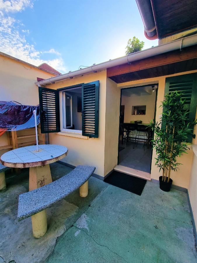 Petite Maison Au Calme Epinay-sur-Seine Luaran gambar