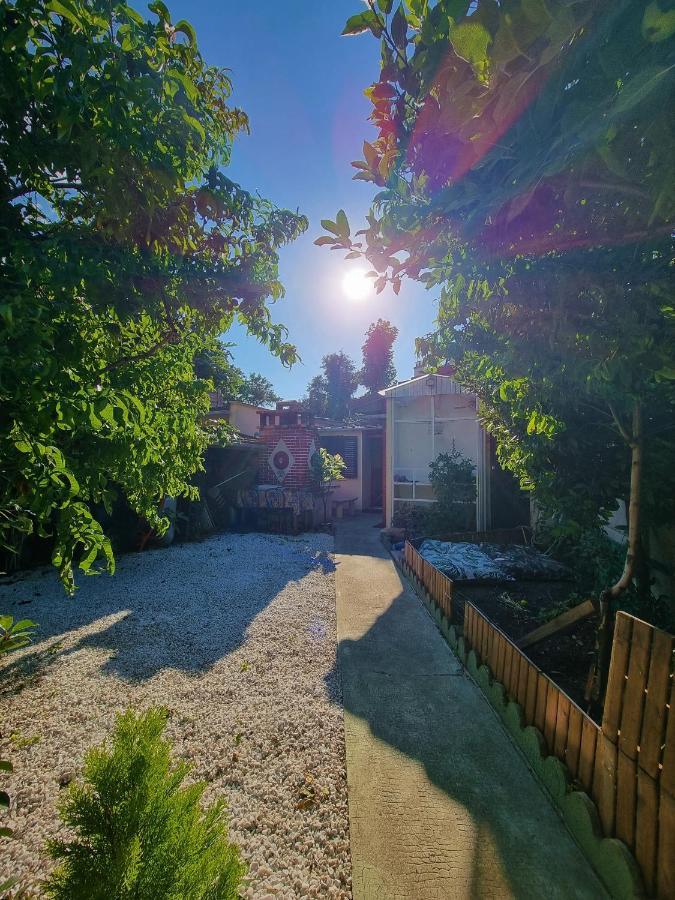 Petite Maison Au Calme Epinay-sur-Seine Luaran gambar